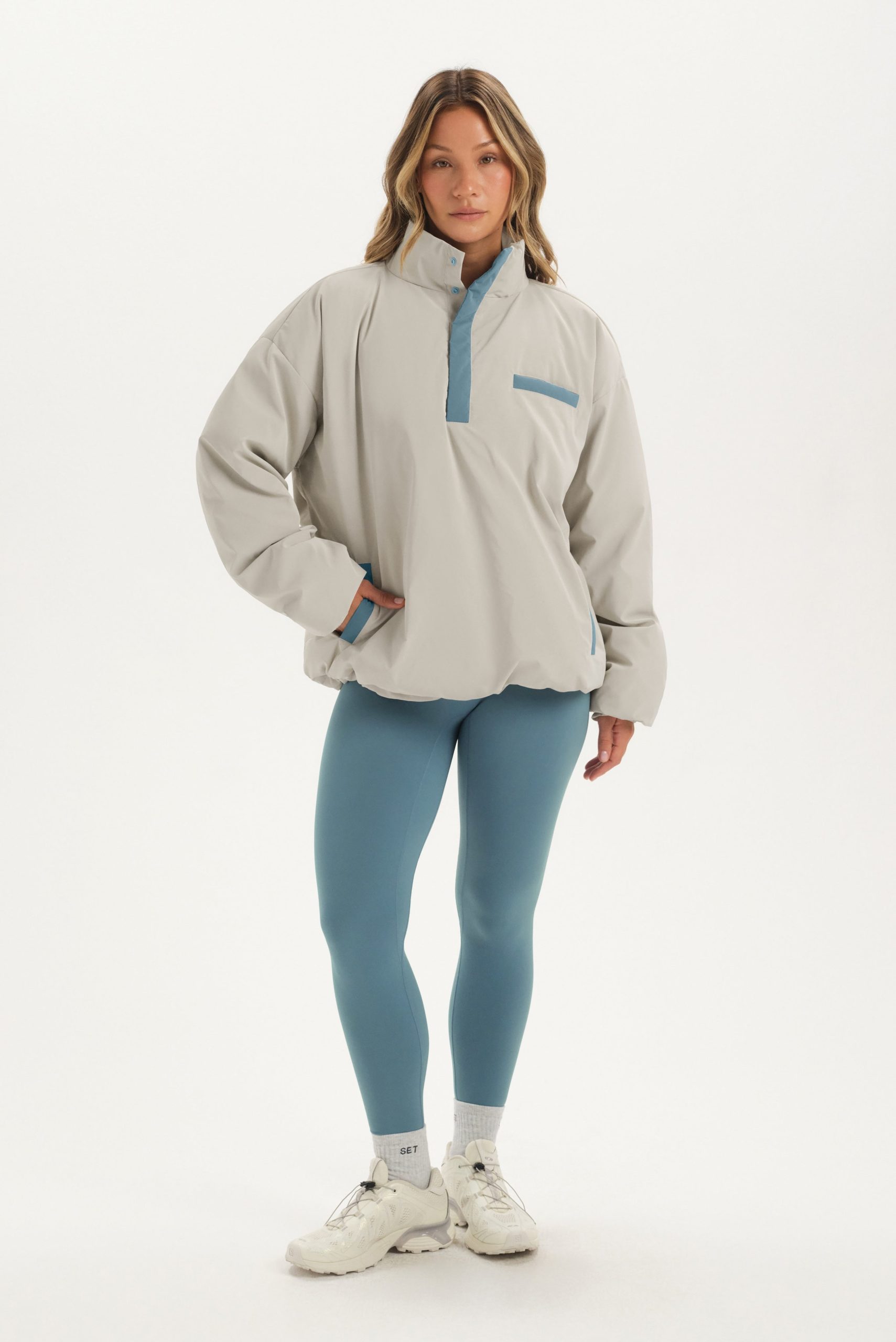 NYLON PUFF QUARTER SNAP JACKET - GLISTEN - Image 3