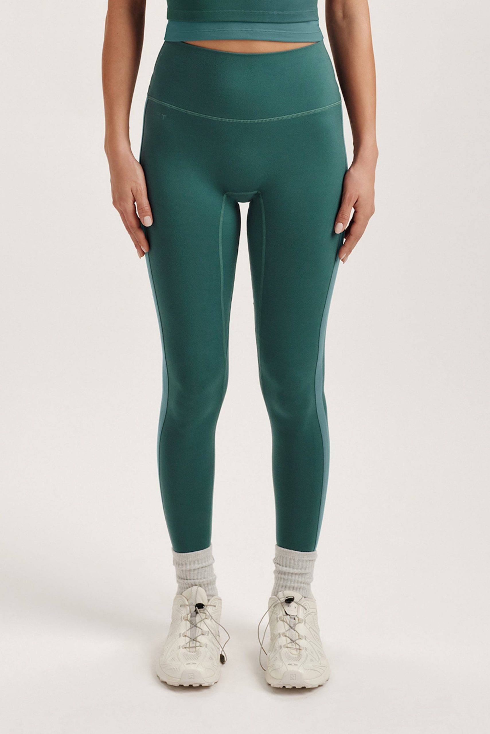 FORMCLOUD® CLOUD LINE LEGGINGS - SYNC