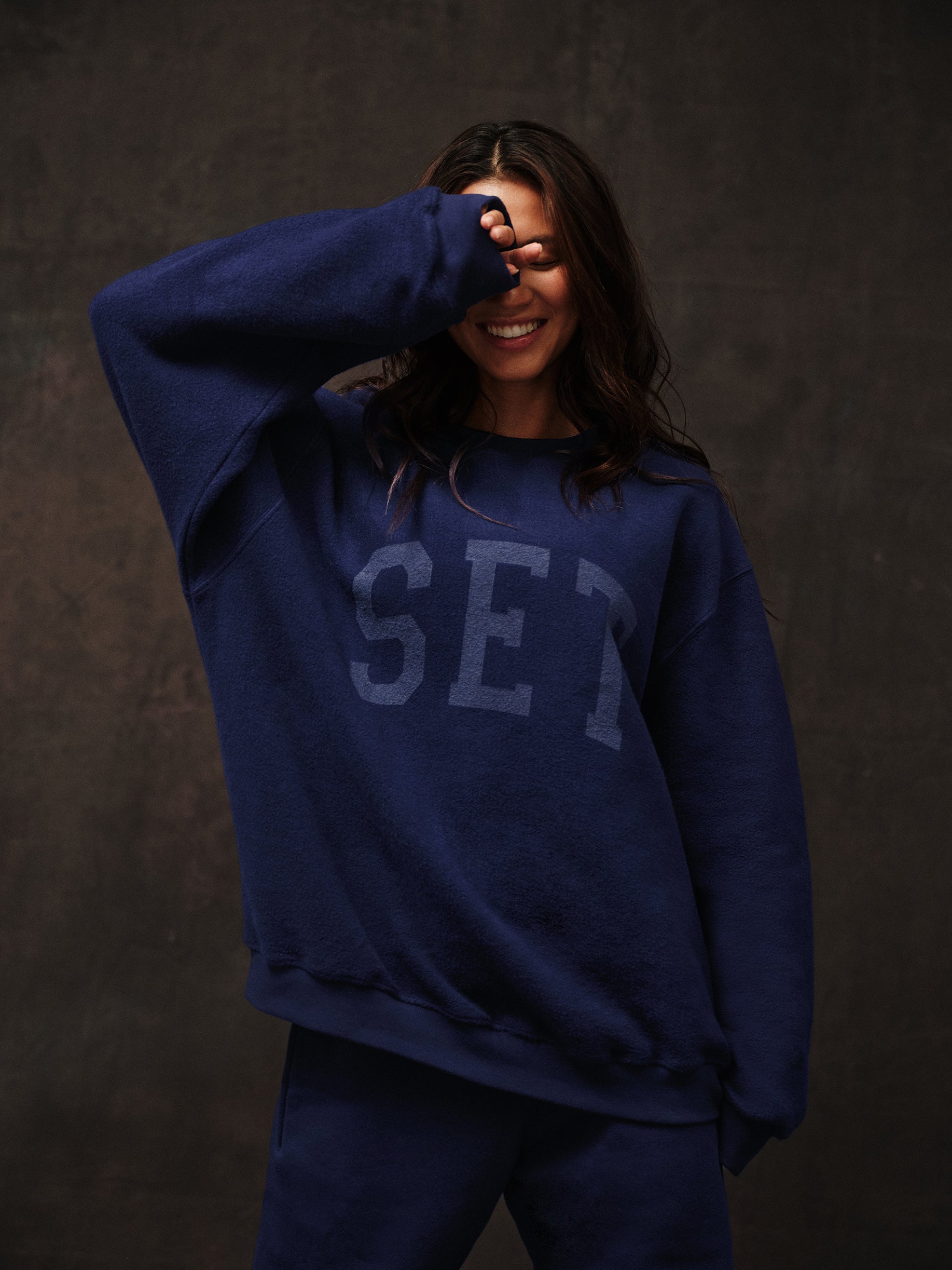 MIDWEIGHT SWEATS REVERSE SET CREWNECK - TETHER - Image 2