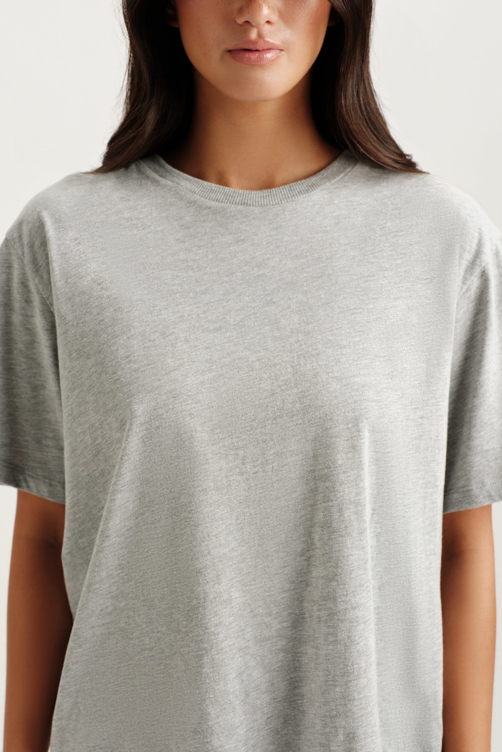 CLASSIC COTTON DAILY BOYFRIEND TEE - FOG HEATHER GREY - Image 5