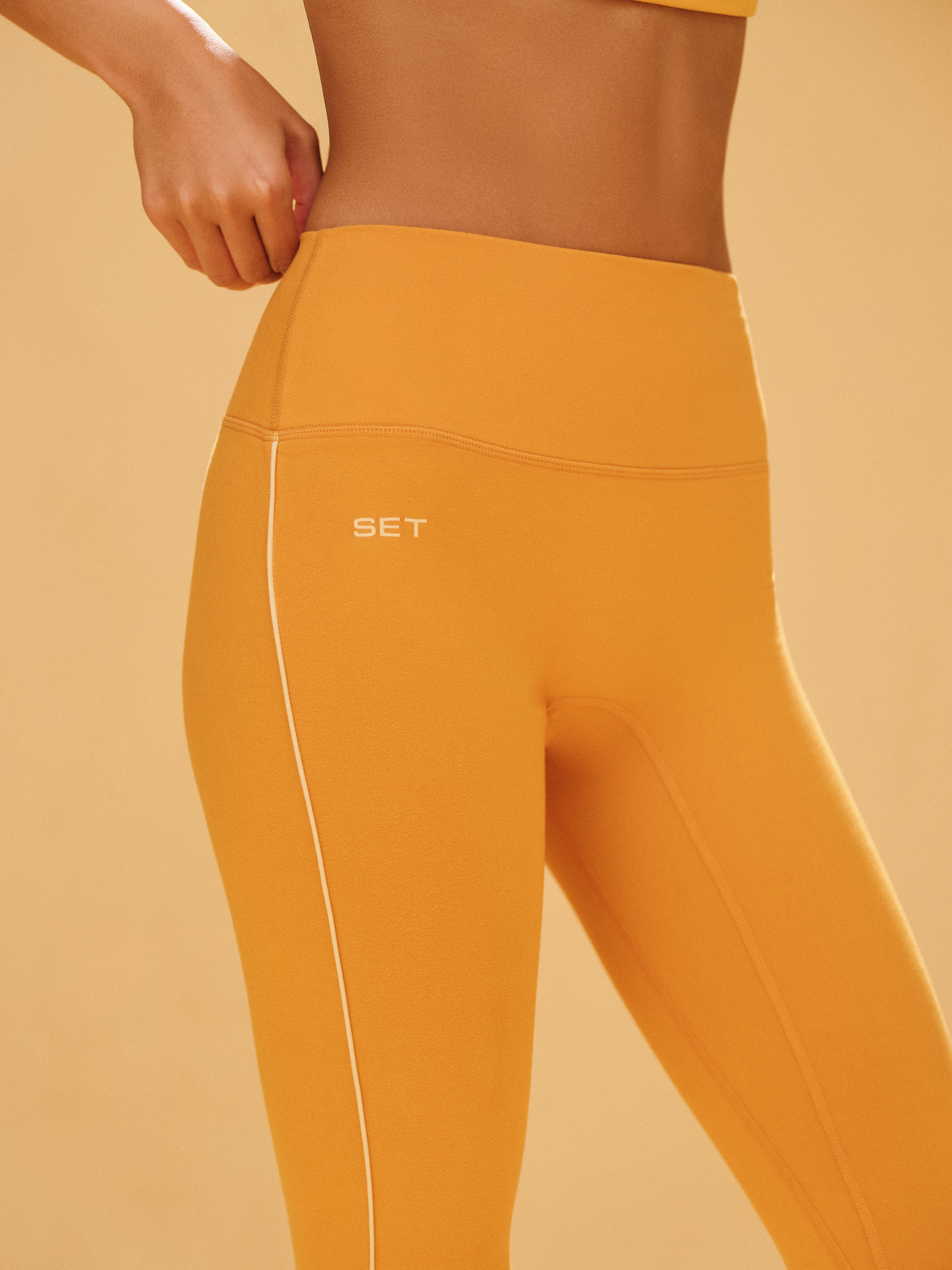 FORMCLOUD® CLOUD PIPE LEGGINGS - ORANGE SODA - Image 5